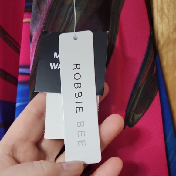 Multicolor cold shoulder Robbie Bee dress NWT plus size 22 - Picture 4 of 7